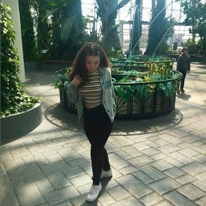 Meet your Posher, Rina